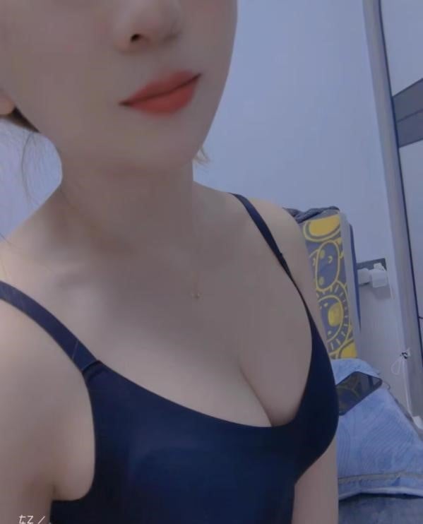 4fd885a9e700889 4fd885a9e700889