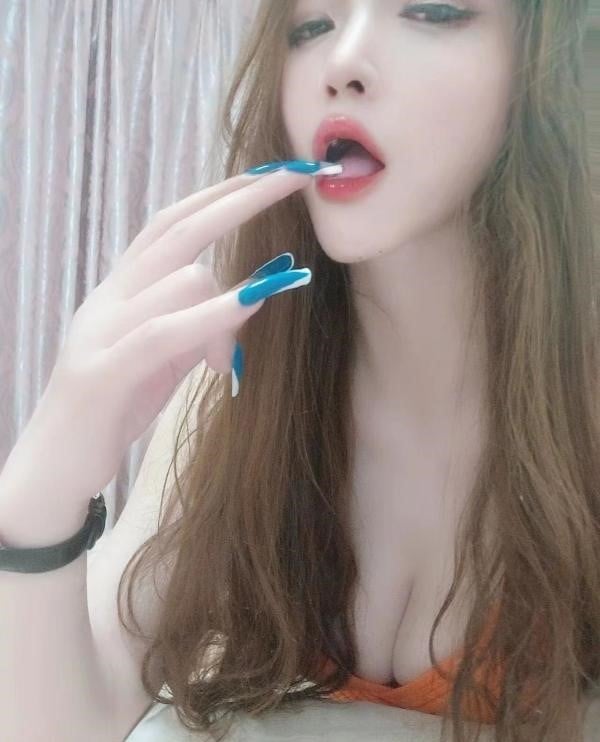 大胸小纹老师