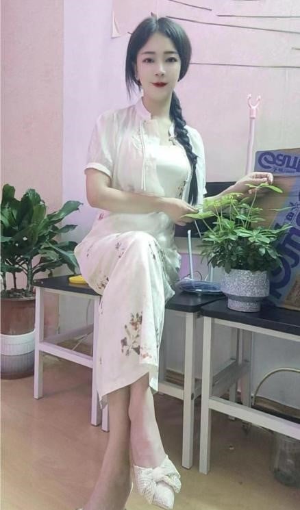 布吉性感九月