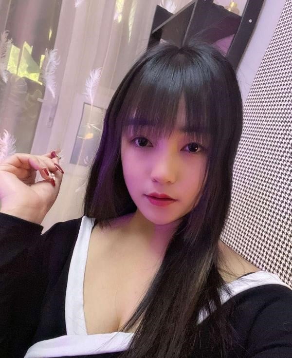 大奶风骚小余