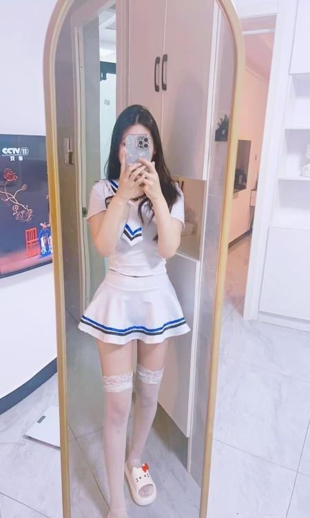 苗条细腰淑女晚晚