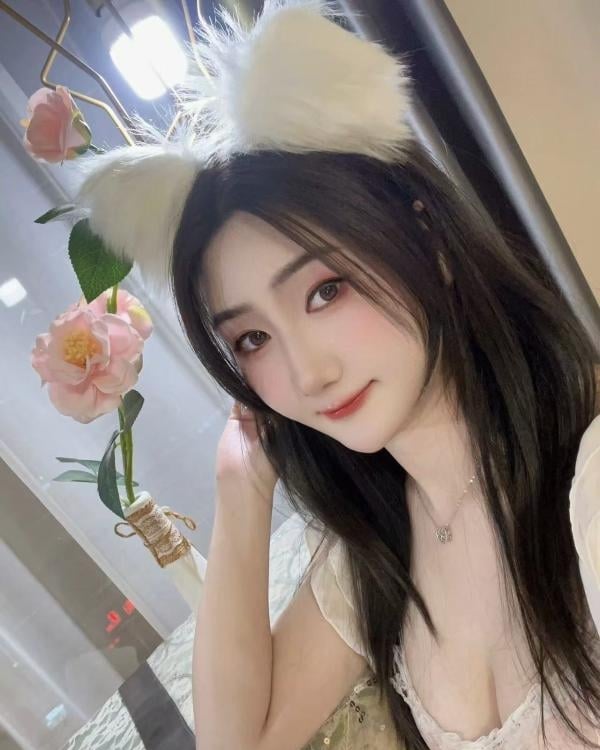 苗条细腰淑女晚晚