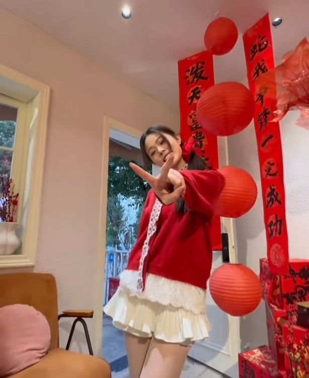 性感美丽兼职小美女