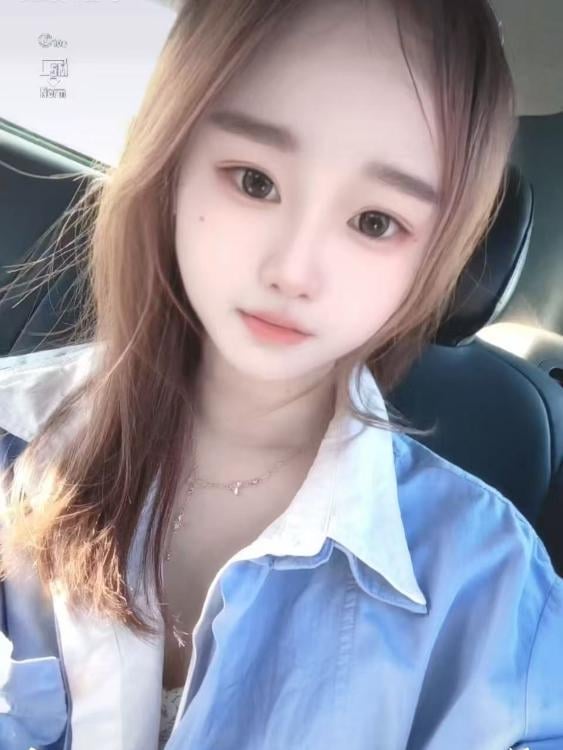 双飞两骚妇