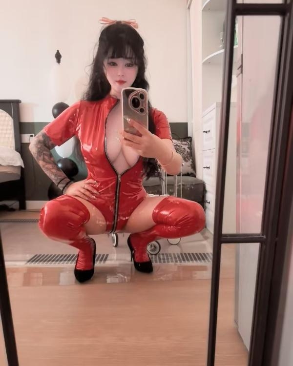皮装大G妹