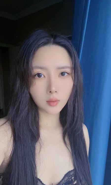 科技少妇