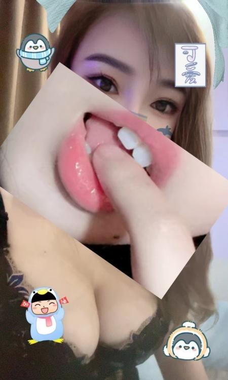 前凸后翘骚货