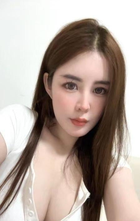 体育西瑜伽大长腿琳琳