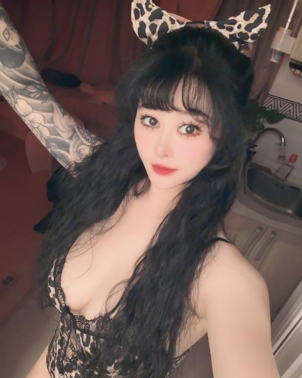 花臂G奶
