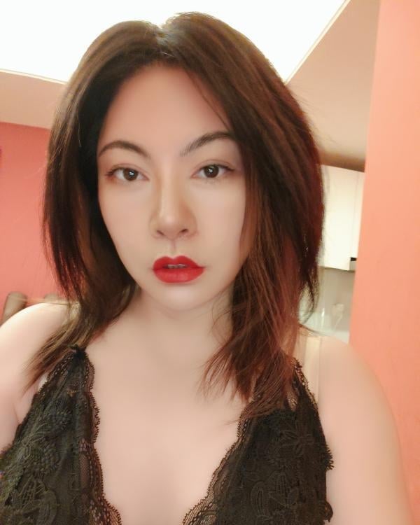 邻家姐姐