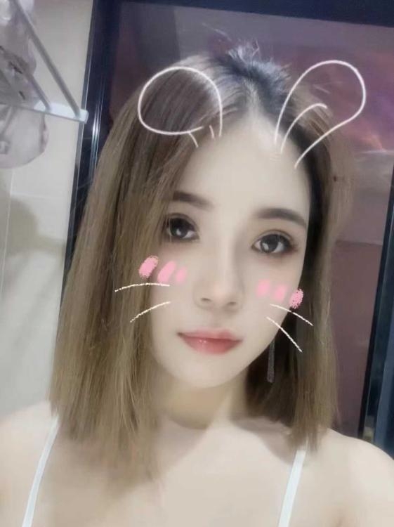 湖塘气质少妇