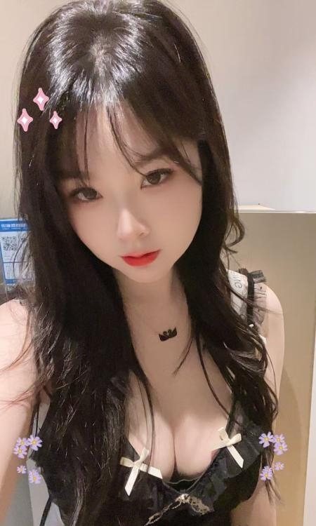可爱磨人的乖乖兔