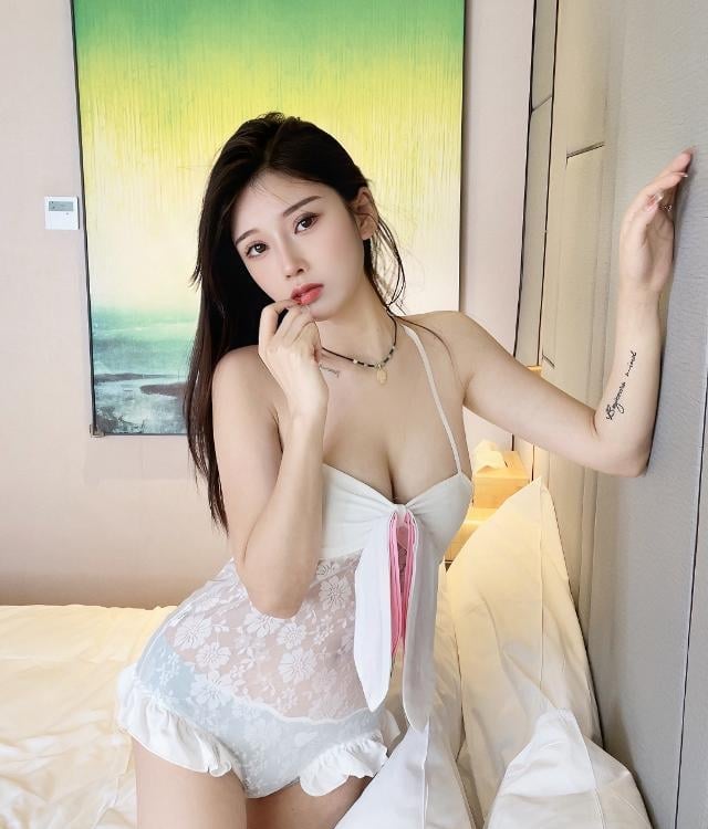 闵行精致少女
