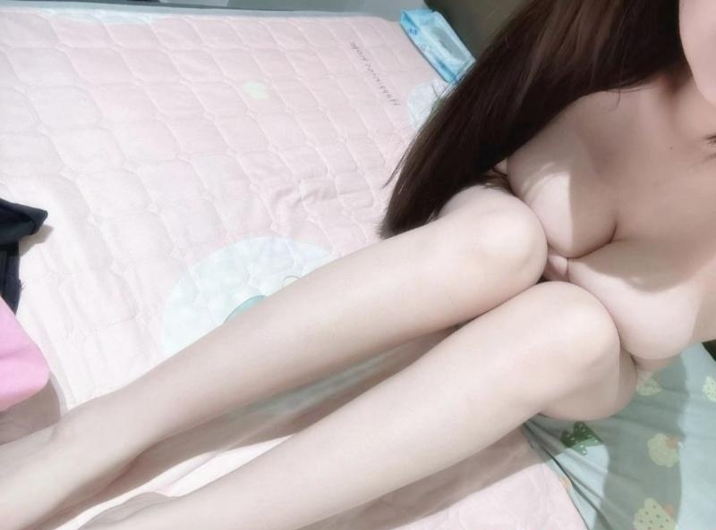 大长腿美少女