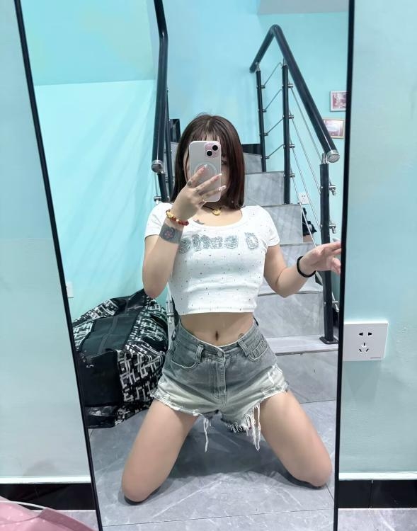 小嫩妹果冻