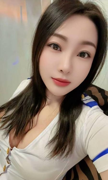 龙首性感少妇
