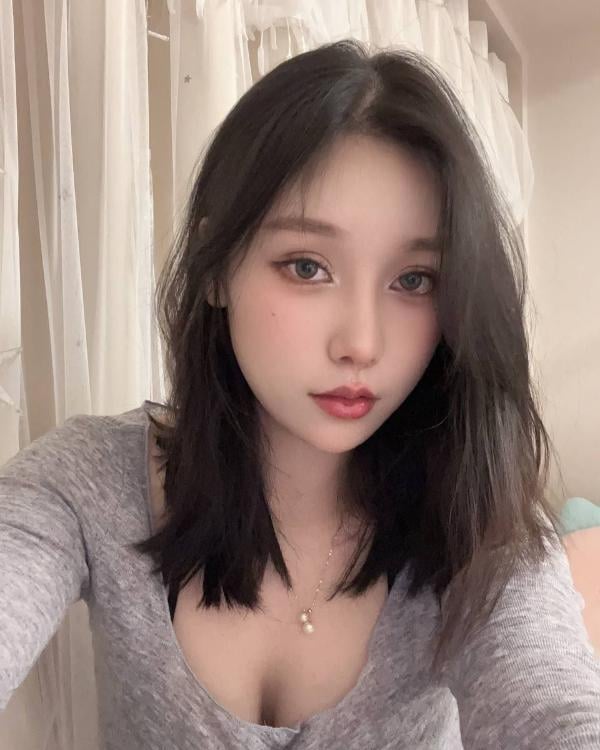 栖霞马群奈奈
