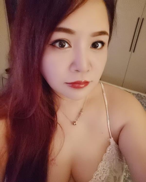 玄武门E罩杯熟女