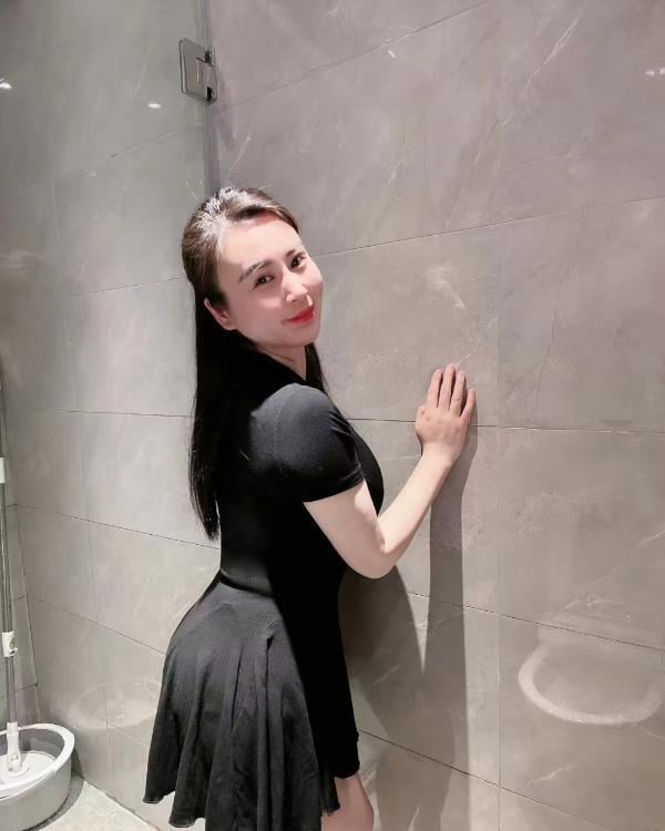 黑丝情趣冰糖