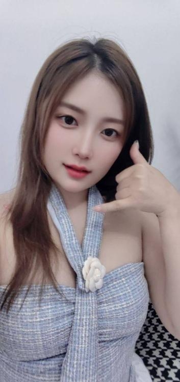 温柔体贴的小姐姐