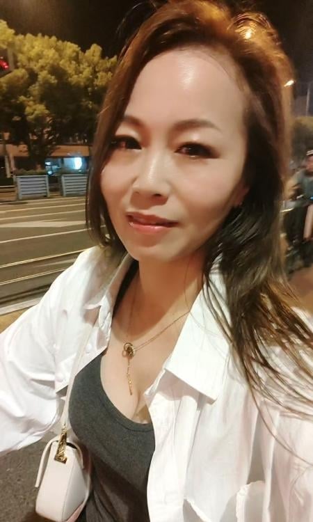 苏州绿宝巨臀熟女