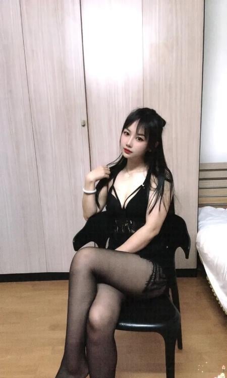 大奶美女服务好