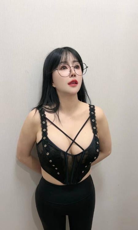 上城丰满巨乳秋秋