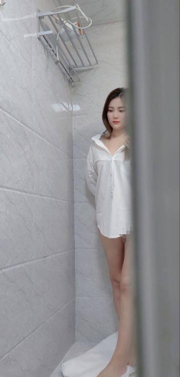 温柔体贴的小姐姐
