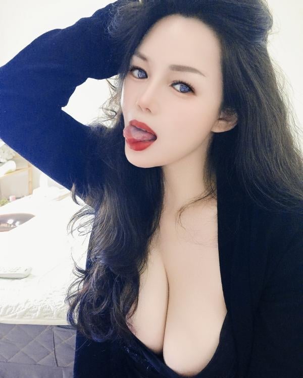上梅林抓龙筋波霸少妇