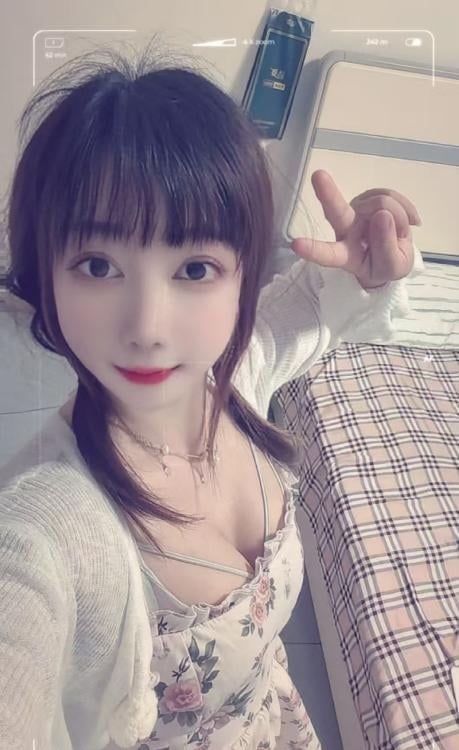 新建性感大胸安琪拉