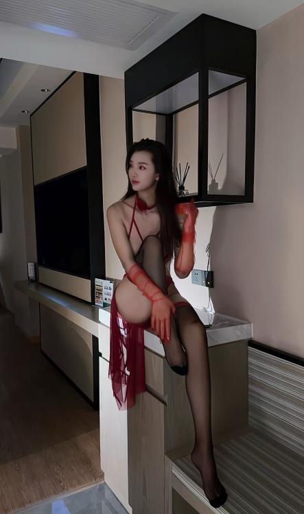 高挑女友铭铭