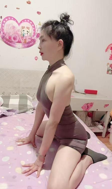 性感长腿少妇