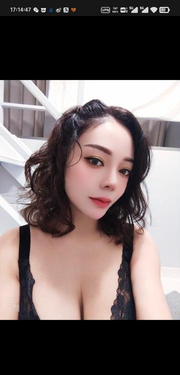 短发御姐linda