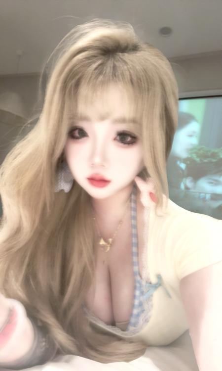 波霸美女媛媛