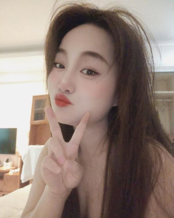 白云大胸可可