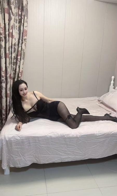 大战蟒蛇骚妇