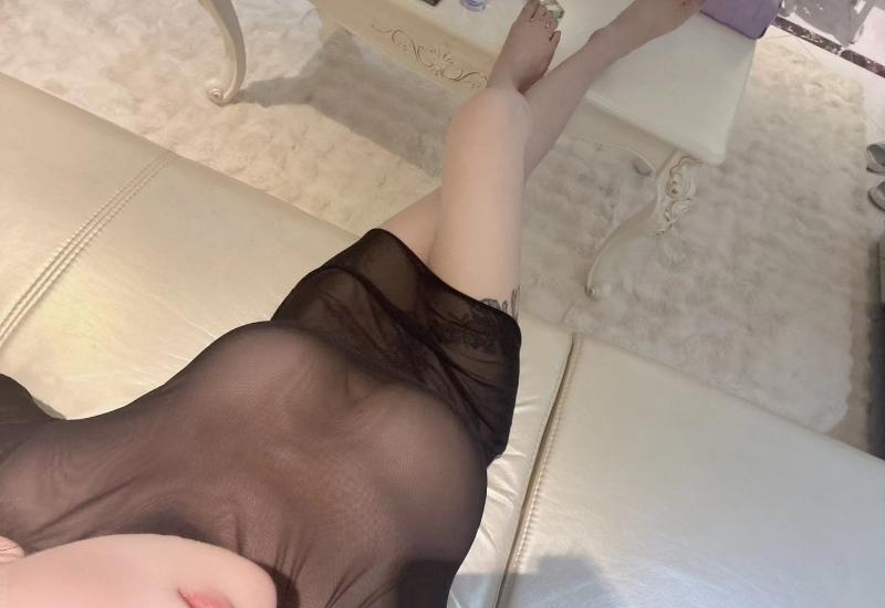 身材苗条性感苏苏