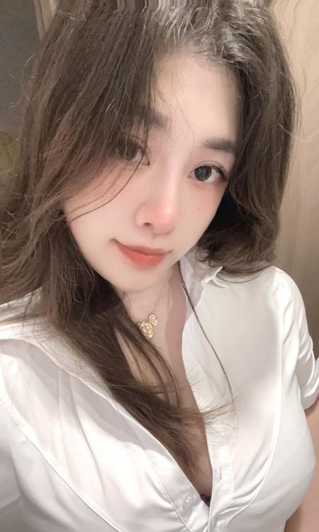 黄埔可人迎容儿