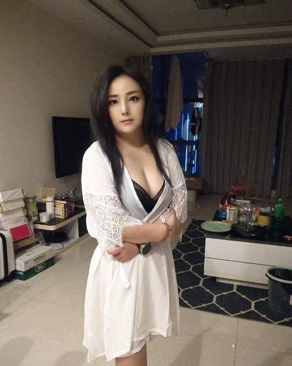 D奶大胸服务系温喻