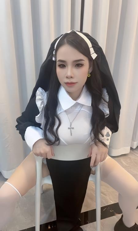 性价比修女服少妇