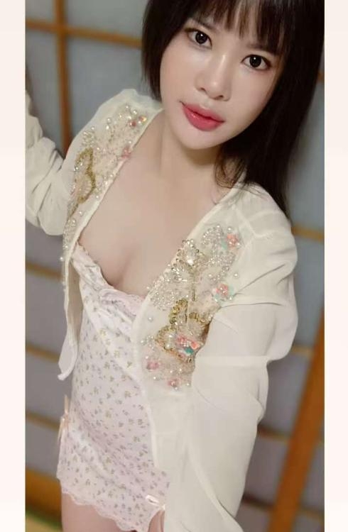 珠海水床美女