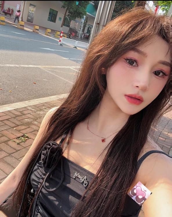 成都冉冉