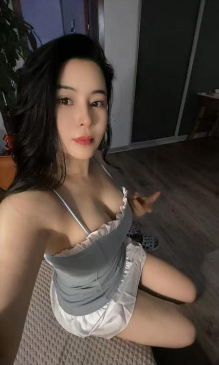 园区大奶少妇