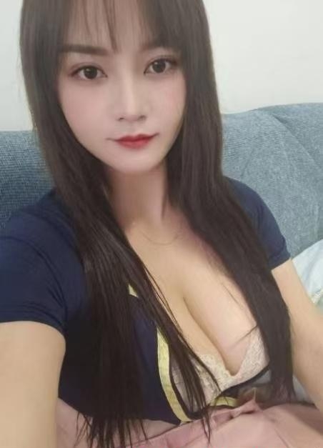 E奶瘦腰骚货