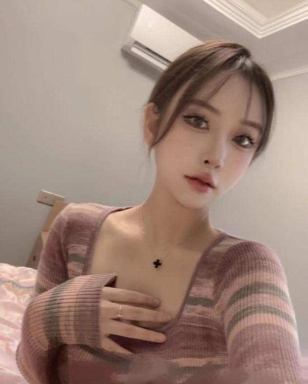 武汉小美女