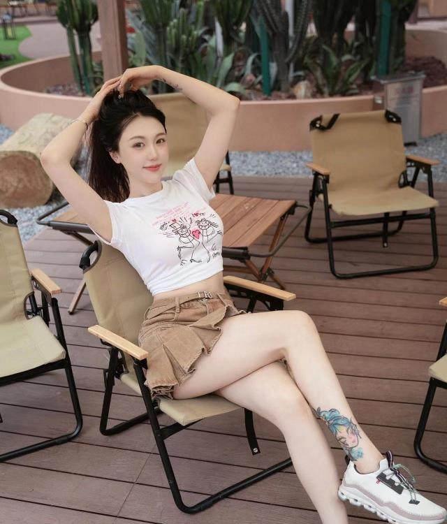 美腿小辣椒