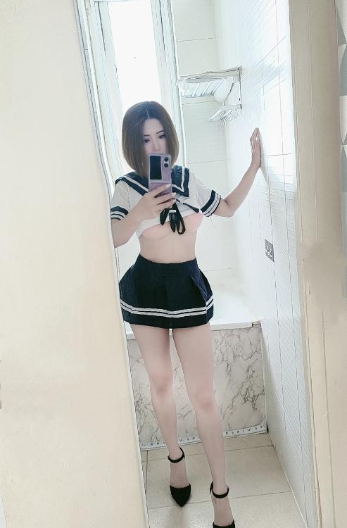 娇小可爱少妇