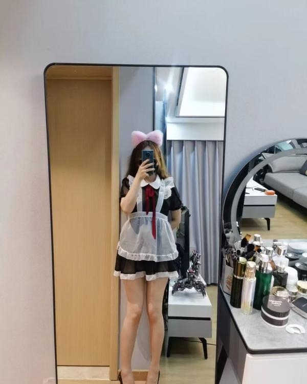 滨江爆草性感女仆