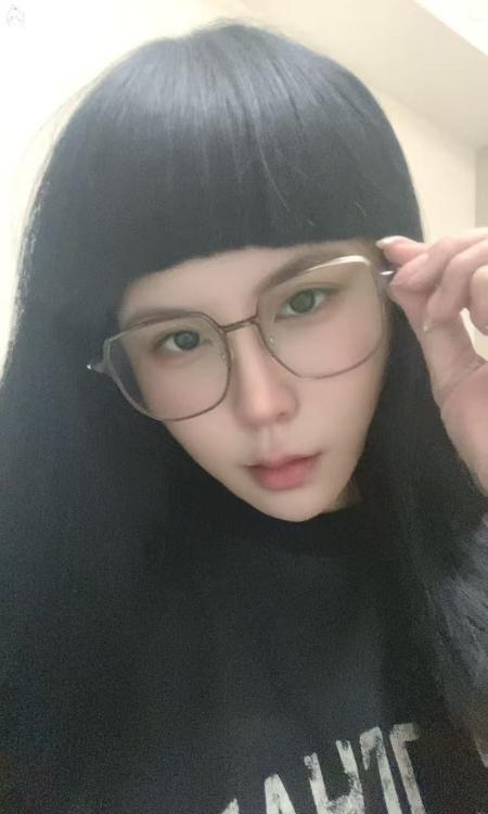 爱玩的小妖精