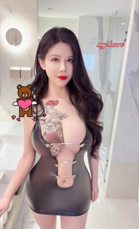 大奶御姐玫瑰